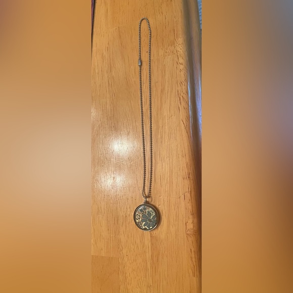 Spirit Lala reversible pendant necklace - Picture 4 of 6